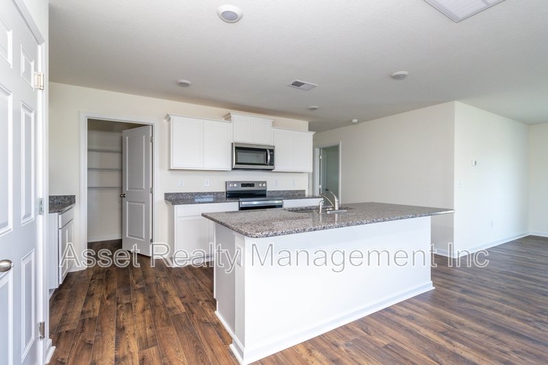 2063 Southwood Circle property image