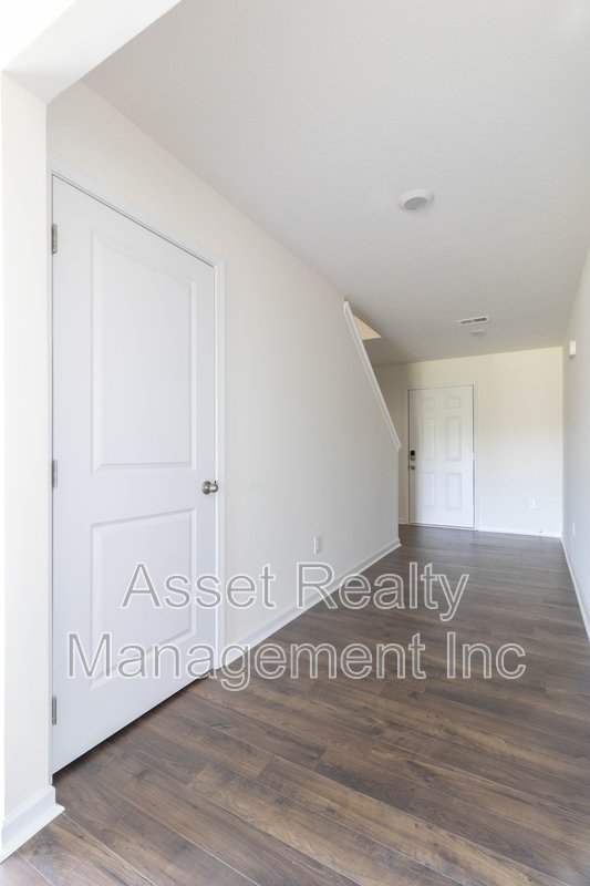 2063 Southwood Circle property image