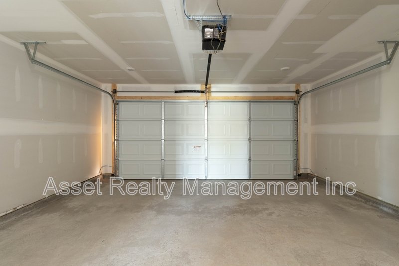 2063 Southwood Circle property image