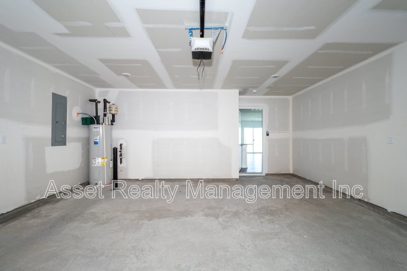 2063 Southwood Circle property image