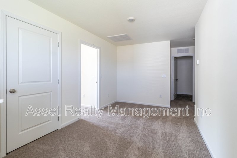 2063 Southwood Circle property image