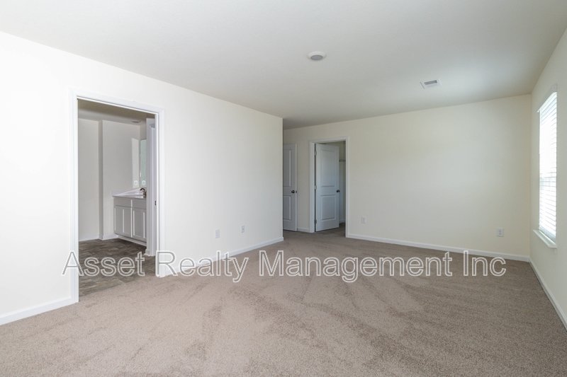 2063 Southwood Circle property image