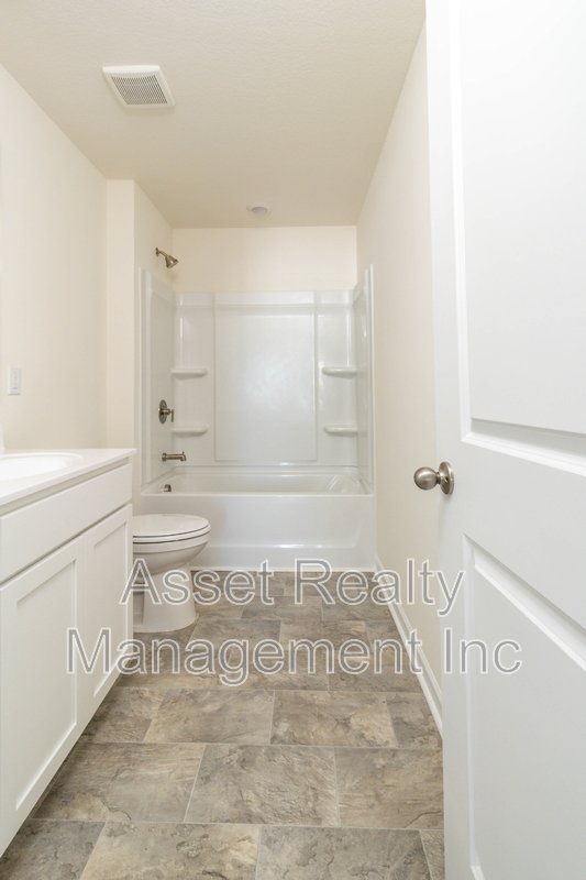 2063 Southwood Circle property image