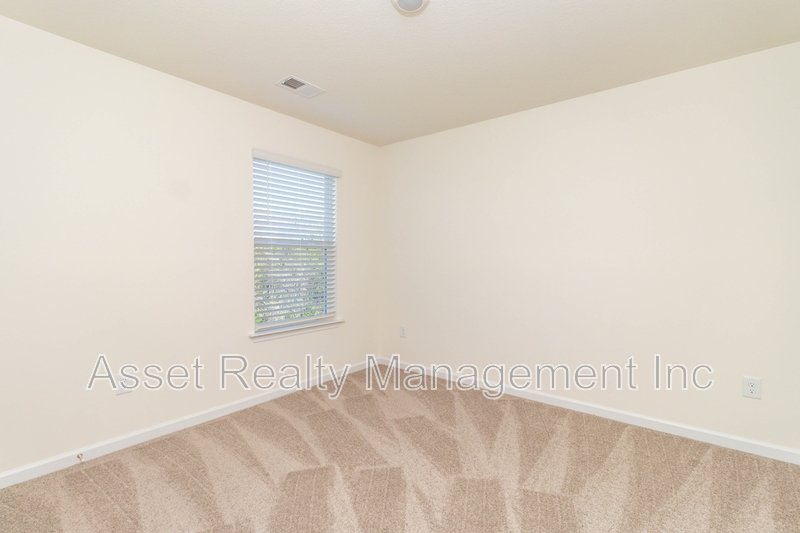 2063 Southwood Circle property image