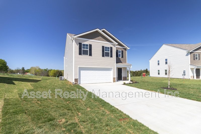 2063 Southwood Circle property image
