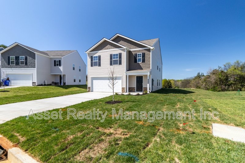 2063 Southwood Circle property image
