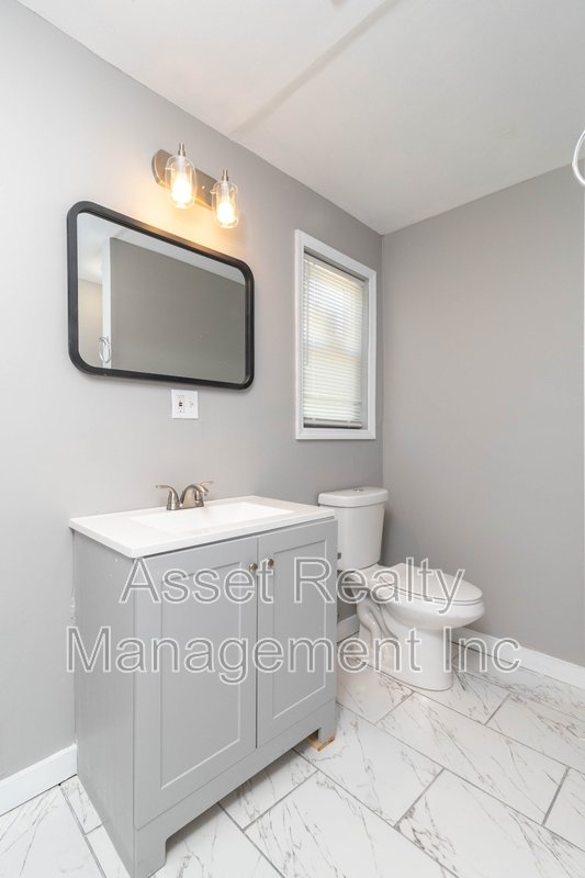 3043 East 5th Avenue - 3 property image