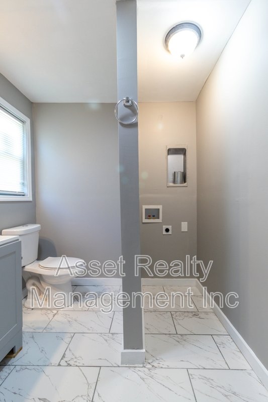 3043 East 5th Avenue - 3 property image