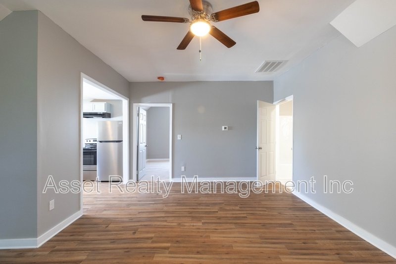 3043 East 5th Avenue - 3 property image