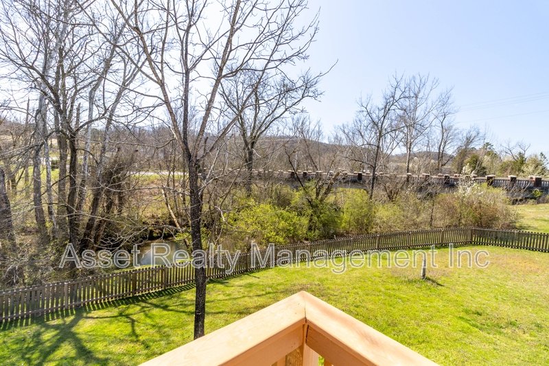 170 Sweetgum Lane property image