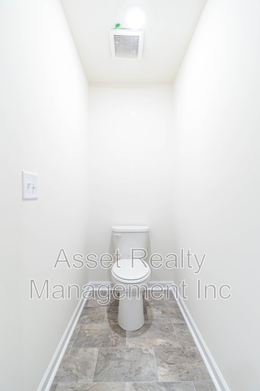 2076 Southwood Circle property image