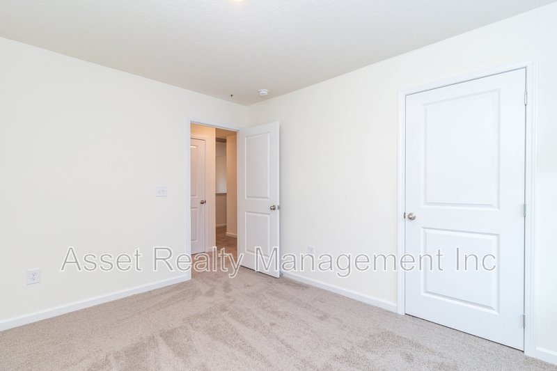 2076 Southwood Circle property image