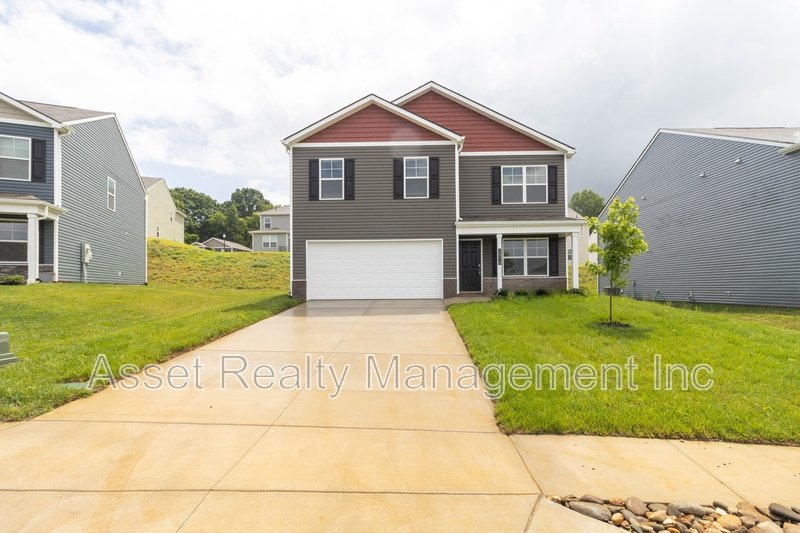 2076 Southwood Circle property image