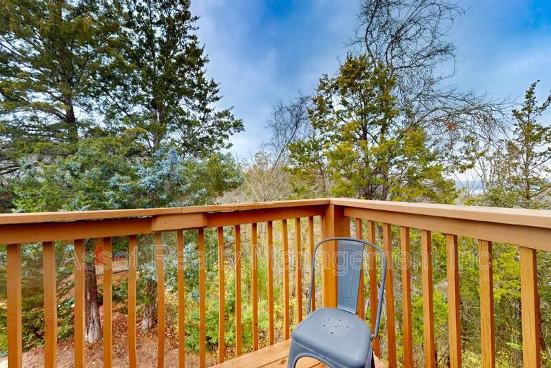 2632 Camden Way property image