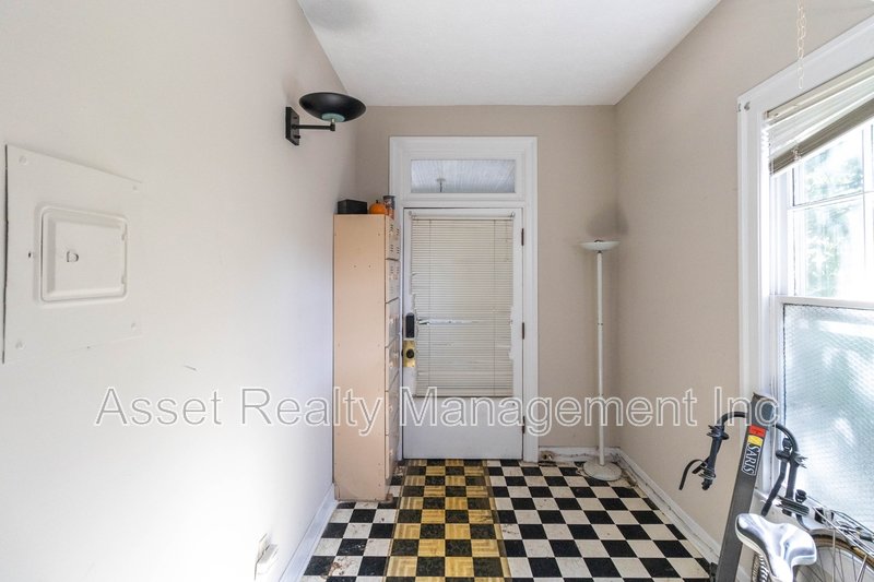 602 Caswell Avenue Apt 3 property image