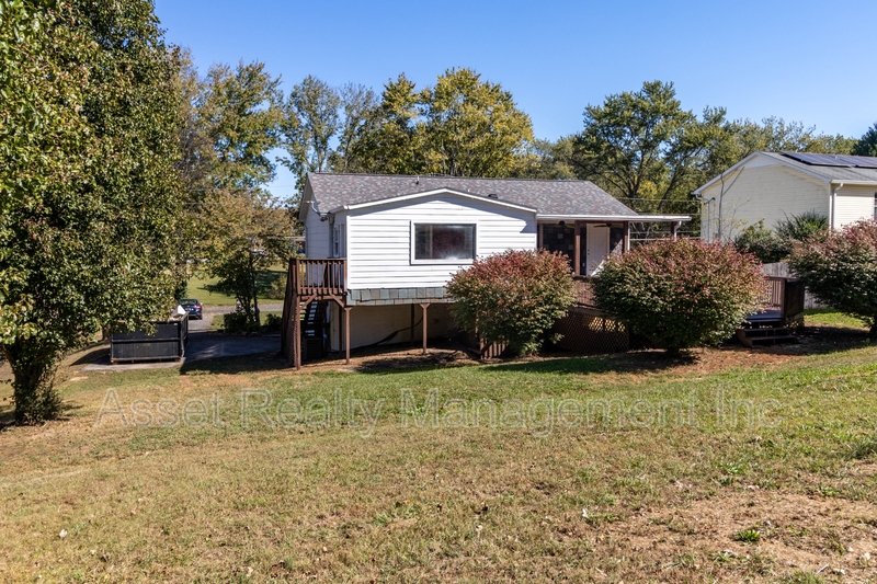 1817 Sedgewick Dr property image