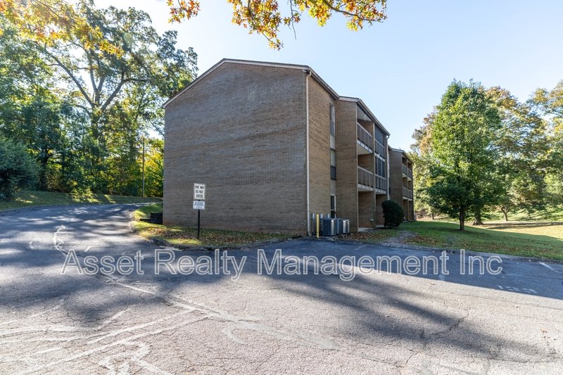 407 Canberra Drive - 407 property image