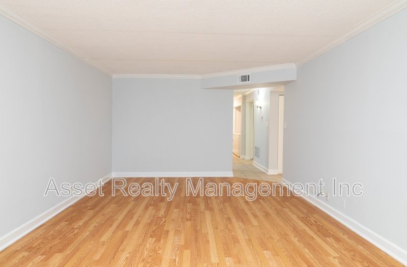 407 Canberra Drive - 407 property image