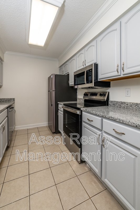 407 Canberra Drive - 407 property image