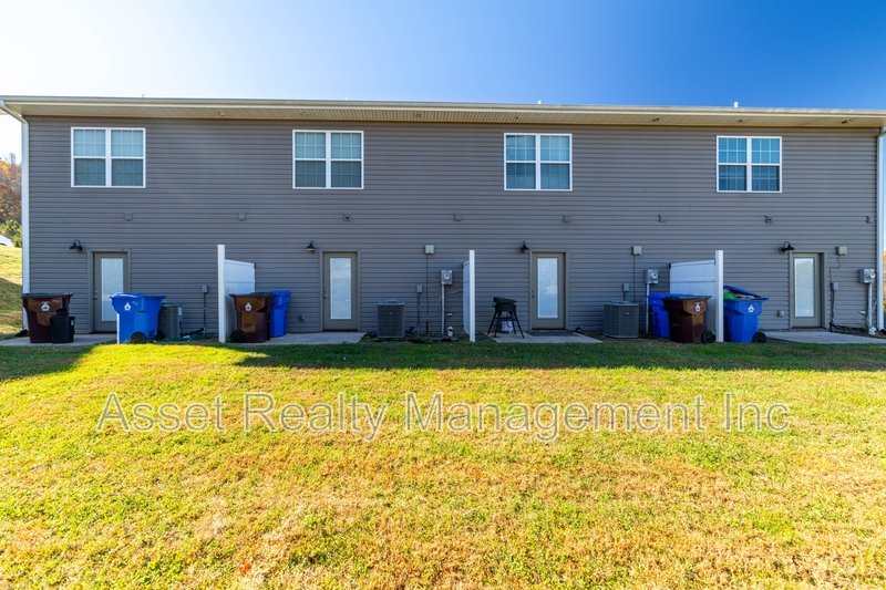 932 Warrior Hill Drive - 1 property image