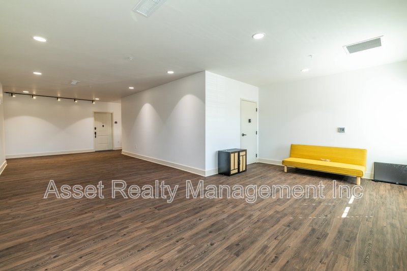 1110 Franck Street - 204 property image