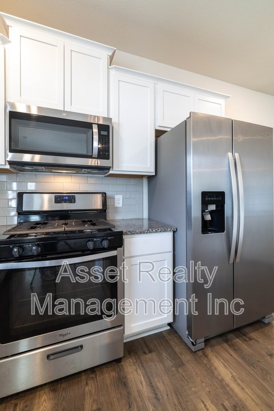 4714 Willow Bluff Circle property image