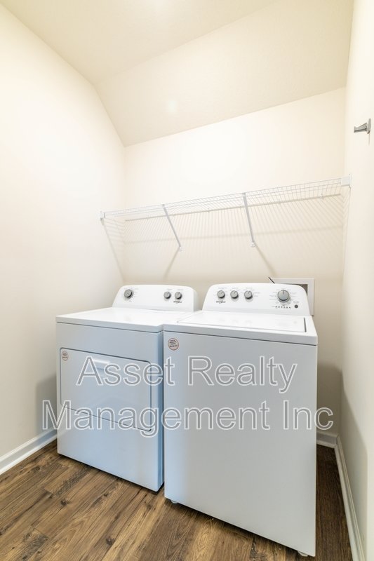 4714 Willow Bluff Circle property image