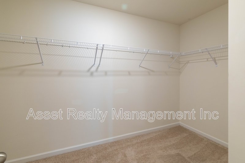 4714 Willow Bluff Circle property image