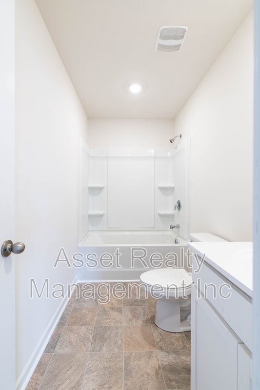 4714 Willow Bluff Circle property image