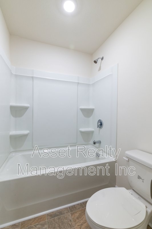 4714 Willow Bluff Circle property image