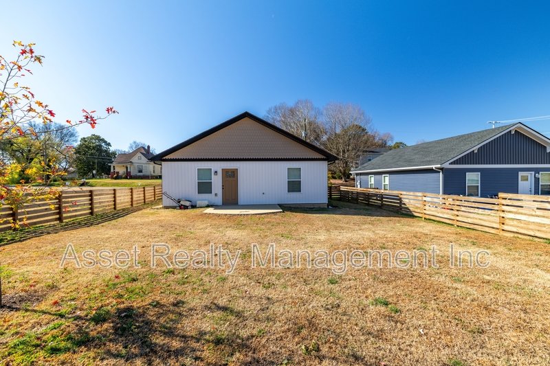 205 Kingwood Road property image