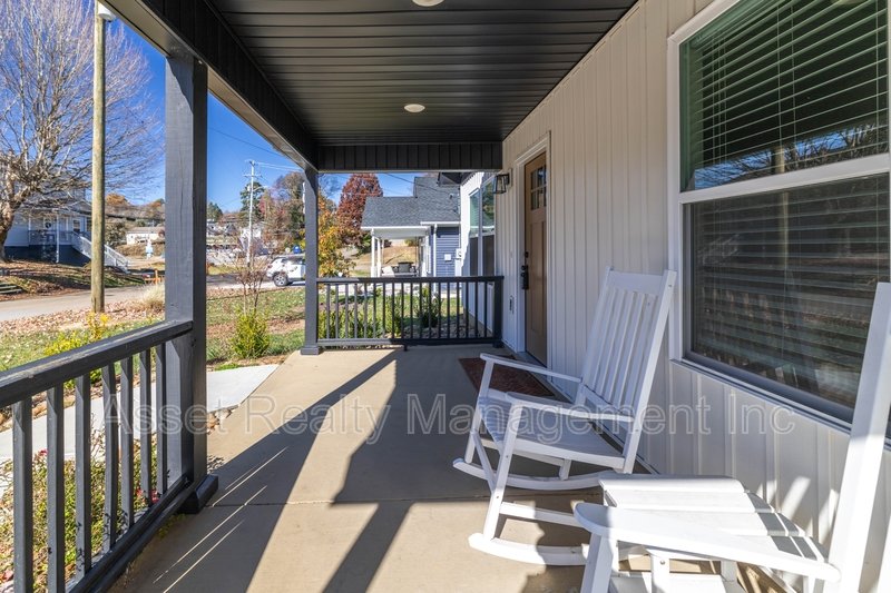 205 Kingwood Road property image