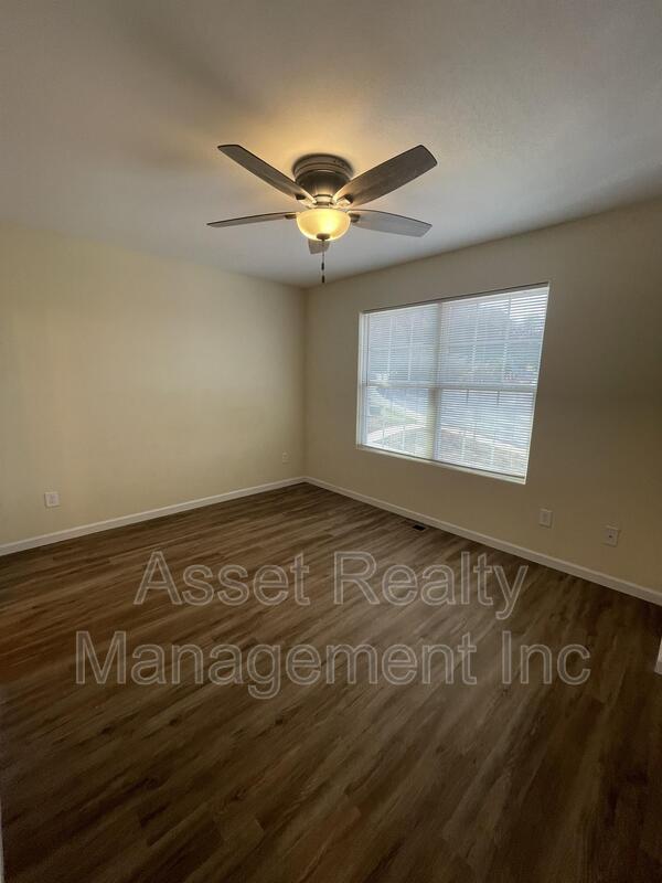 923 Warrior Hill Drive - 1 property image