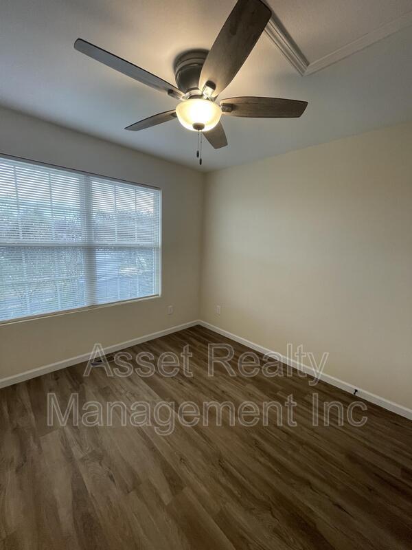 923 Warrior Hill Drive - 1 property image