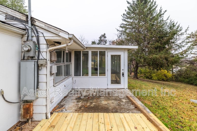 4520 Nicholas Rd property image