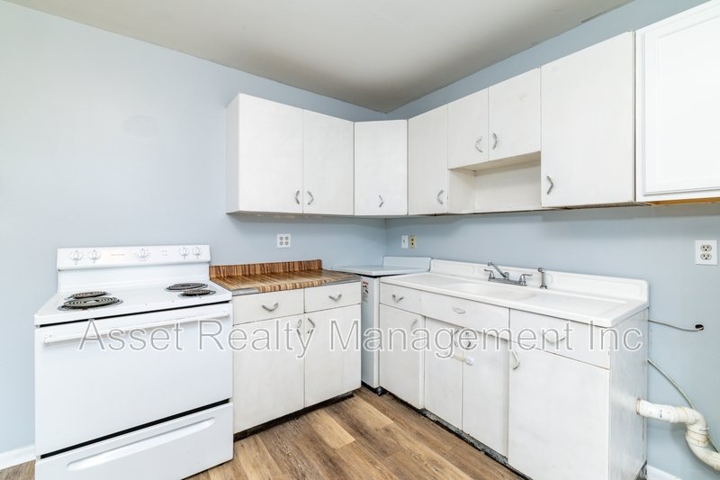 4520 Nicholas Rd property image