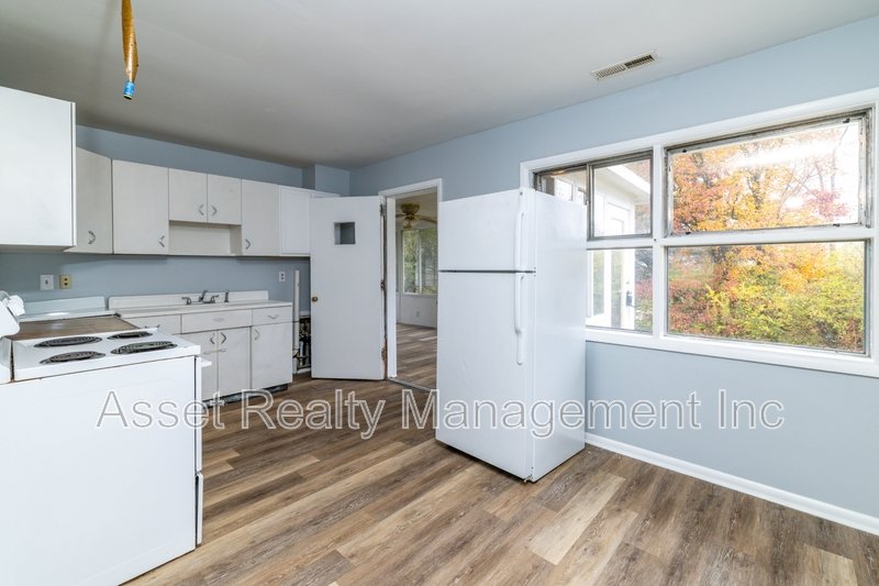 4520 Nicholas Rd property image