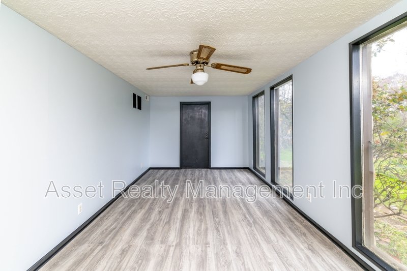 4520 Nicholas Rd property image