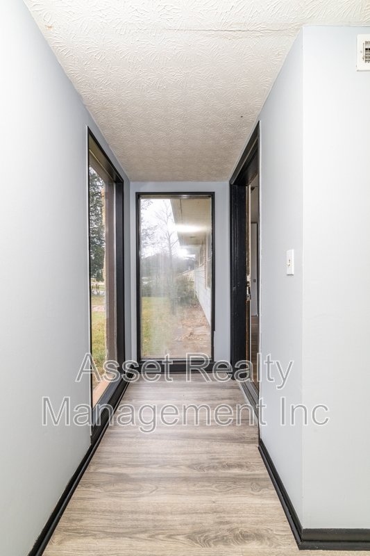 4520 Nicholas Rd property image