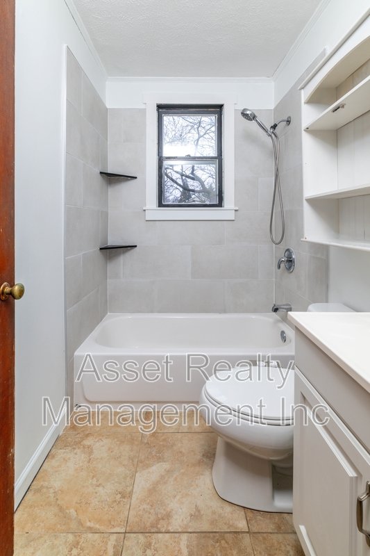 5501 Lake Shore Drive - 1 property image