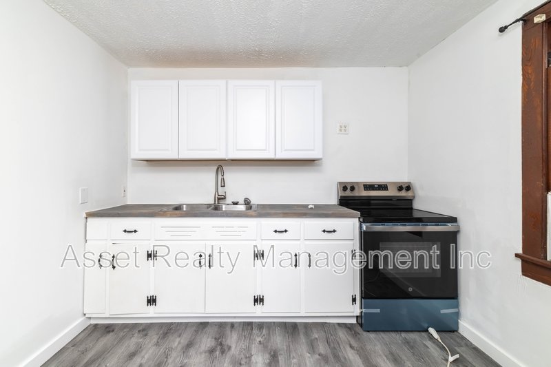 5501 Lake Shore Drive - 2 property image