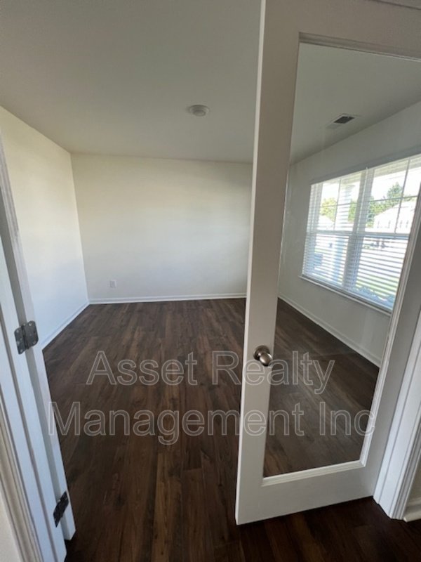 183 Claire Place property image