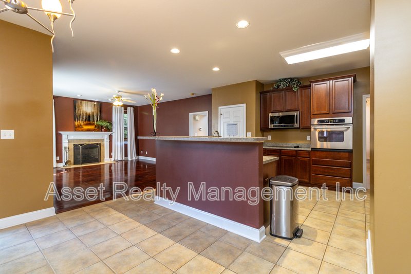 8334 Bay Gardens Lane - 1 property image