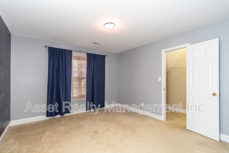 8334 Bay Gardens Lane - 1 property image