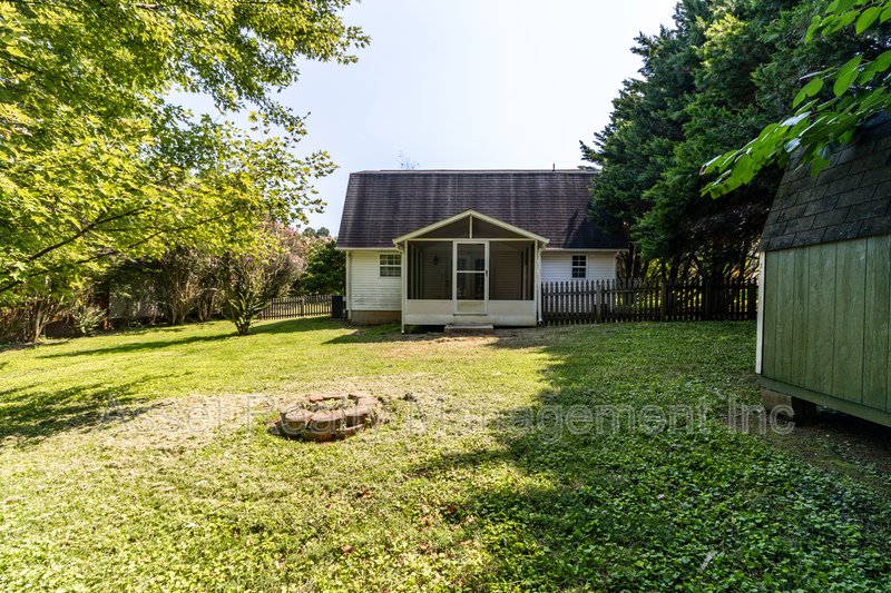 7005 Buddy J Ln property image