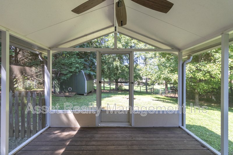 7005 Buddy J Ln property image