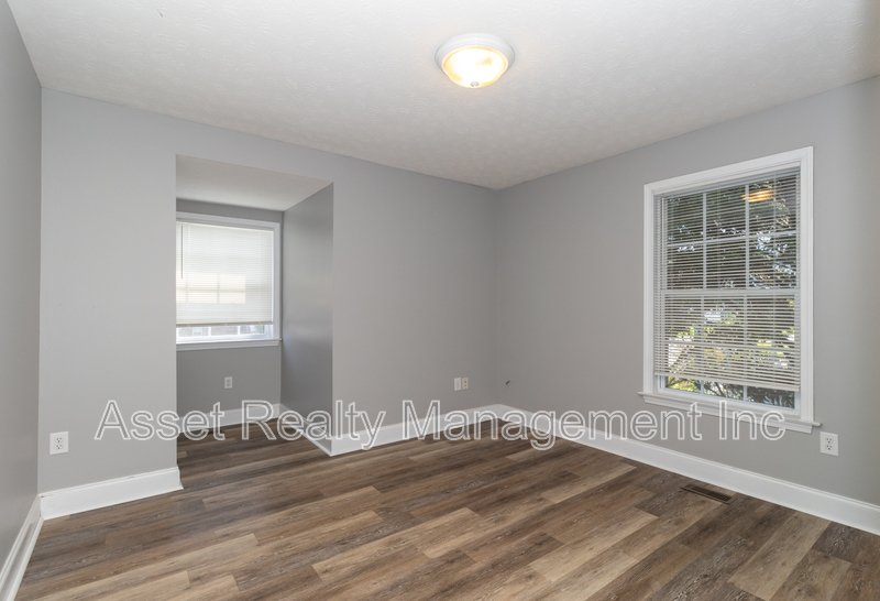 7005 Buddy J Ln property image