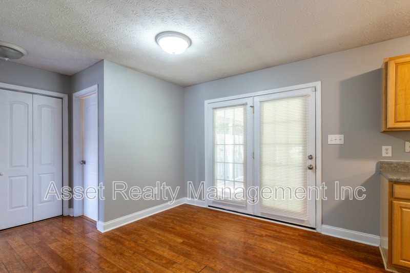 7005 Buddy J Ln property image