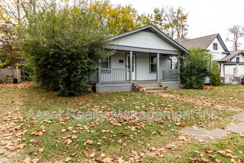 321 East Springdale Avenue property image