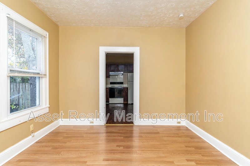 321 East Springdale Avenue property image